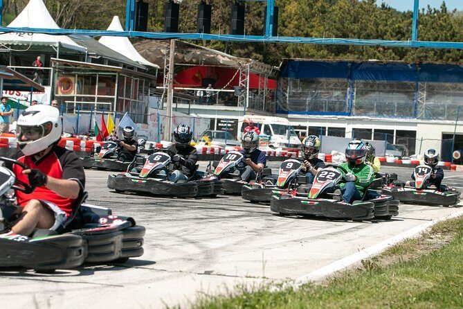 15 Min Of Go Karting - Extras That Matter: Photos, Staff, and Engine Noise