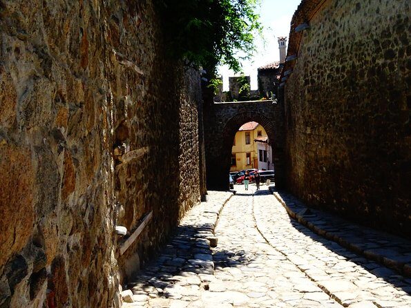 Full day tour to Plovdiv with lunch - Old Town for 5 hours: where the Roman-era feel becomes real