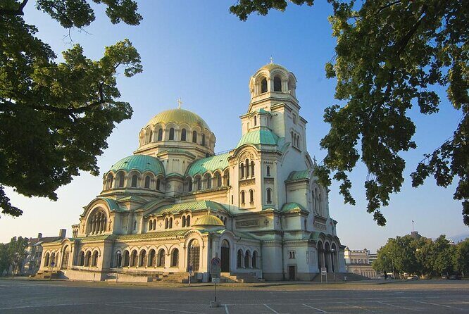 Guided Visit to Alexander Nevsky Cathedral - Key things to know before you go