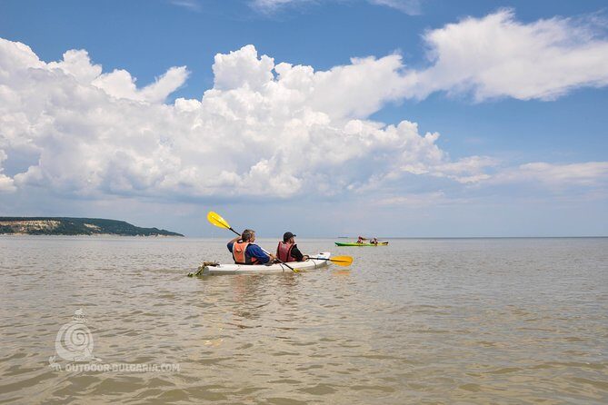 Kamchia river kayaking day tour - Paddling Through National Park Kamchia: Calm Water and Dense Woods