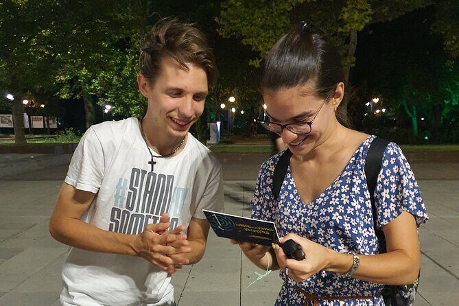 Roman Plovdiv, Self-Guided Tour and Urban Quest Game - The 16 riddles: how the challenge guides your attention