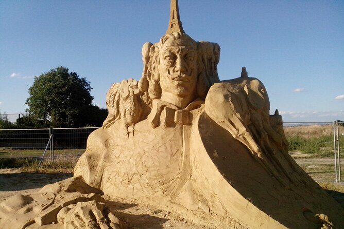 Self-Guided Sand Festival in Burgas - The E-Guide on Your Phone: Simple, Reusable, and Actually Useful