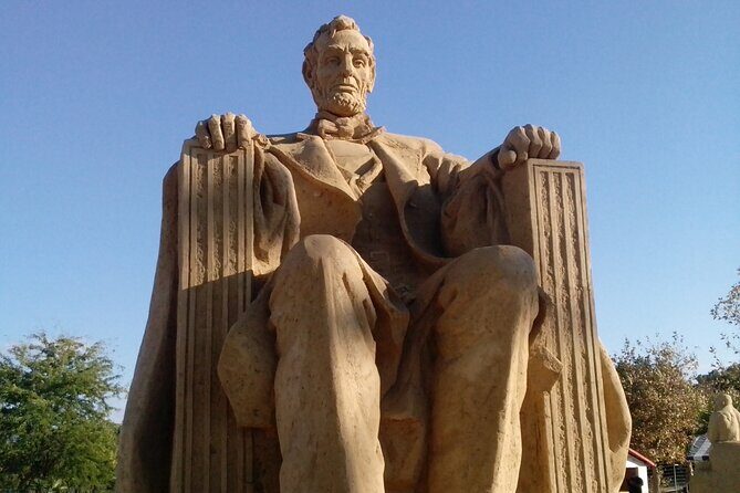 Self-Guided Sand Festival in Burgas - Best Time to See Sand Details: Daytime Makes a Difference