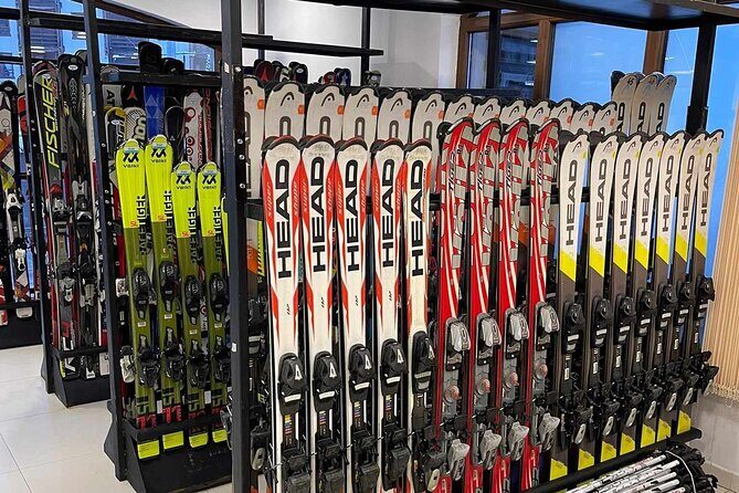 Ski and snowboard equipment in Bansko,Bulgaria - Equipment brands in Bansko: Rossignol, Atomic, Fischer, Head, and Burton