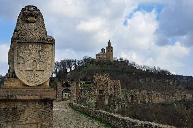 Veliko Tarnovo and Arbanasi day tour from Sofia with pickup - Tsarevets Fortress: the climb, the views, and the 15 leva ticket